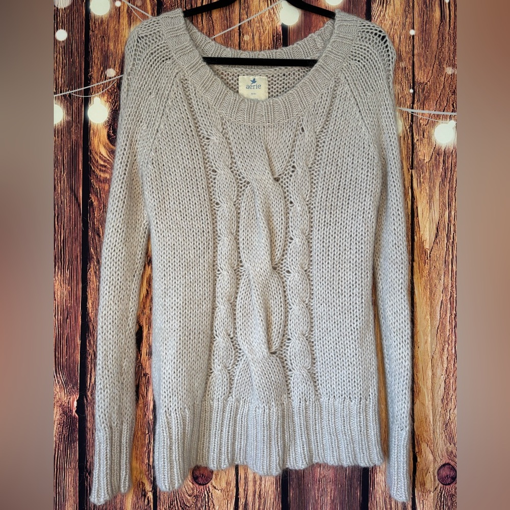 Aerie Women's Light Gray Cable Knit Sweater